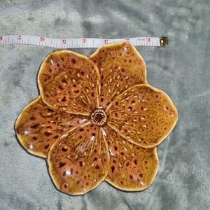 🍽️ Exquisite Artistry - Bru Burnt Ceramic Floral Platte 🌺